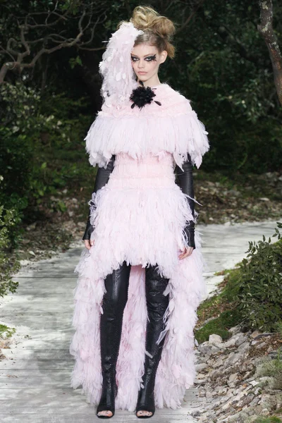 Look 64